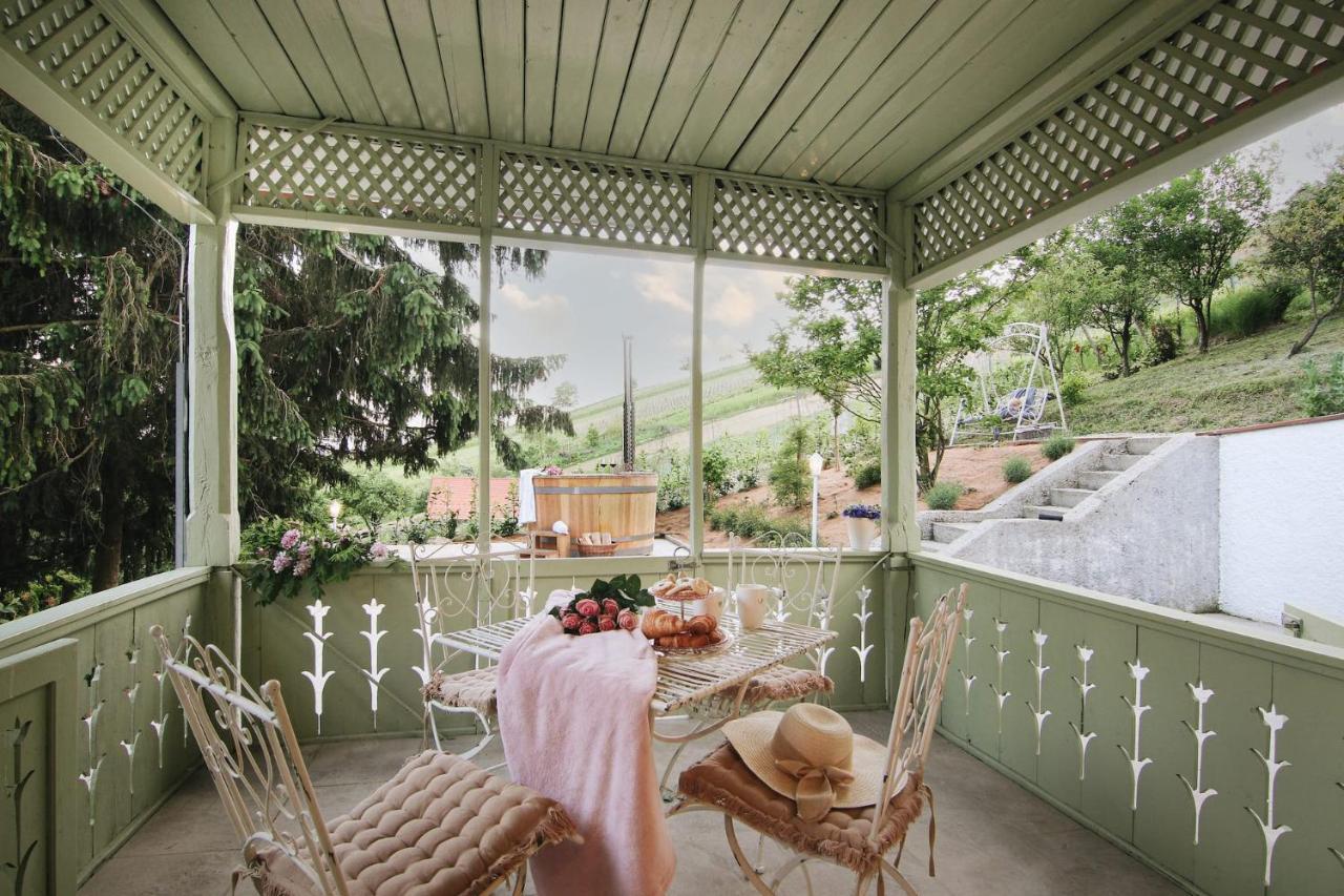 Vila Vilma Vineyard Cottage レンダヴァ エクステリア 写真